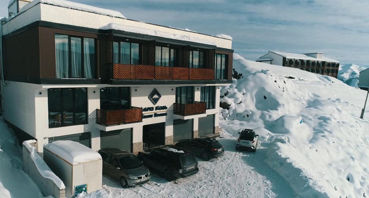 Snow Rooms Hotel 구다우리 외부 사진