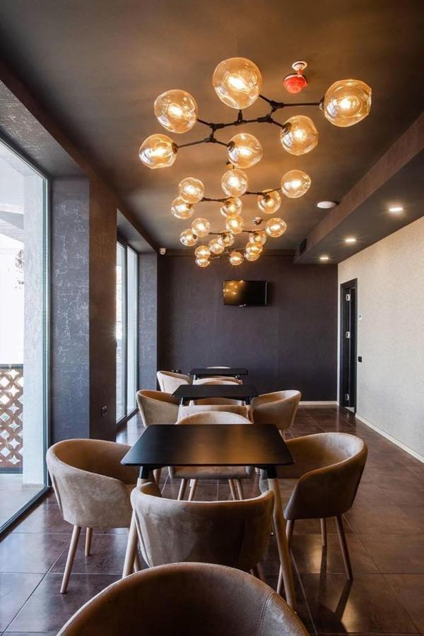 Snow Rooms Hotel 구다우리 외부 사진